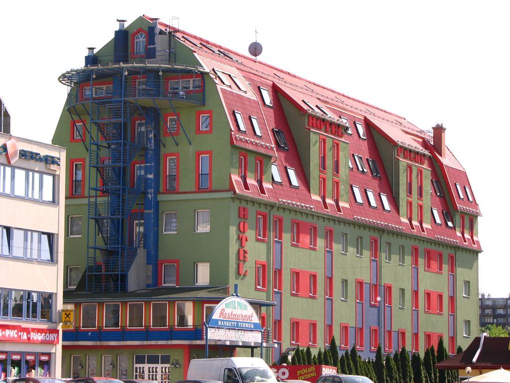 Hotel Polus Budapeste Exterior foto